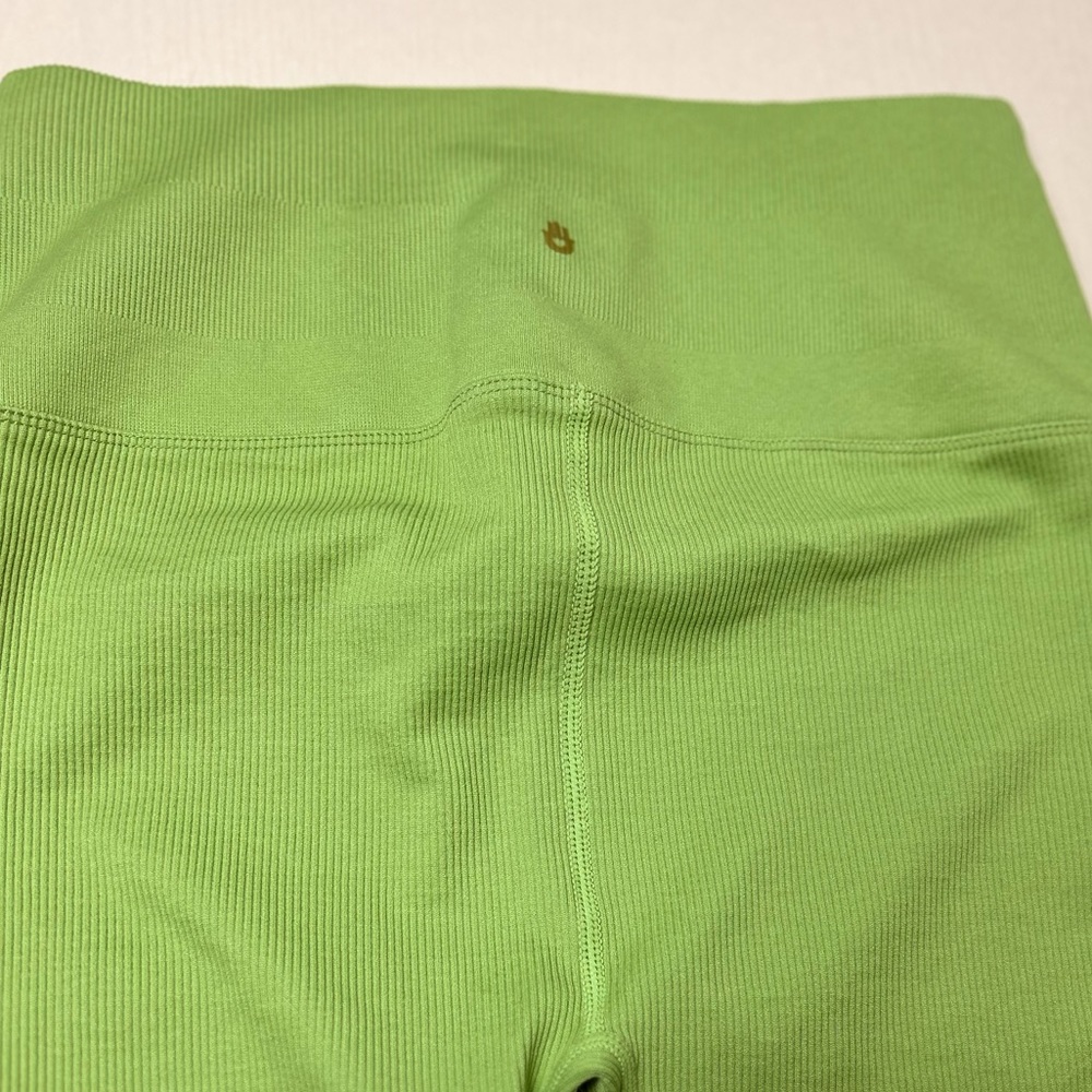 Spiritual Gangster
Love Sculpt Leggings- Mojito NWT - Picture 6 of 8
